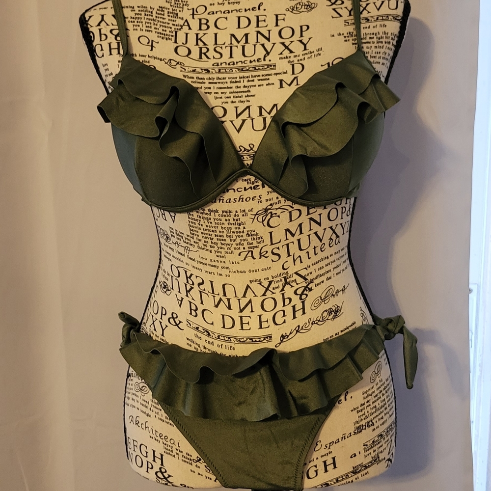 ~~Too Cuuuute Bikini!!